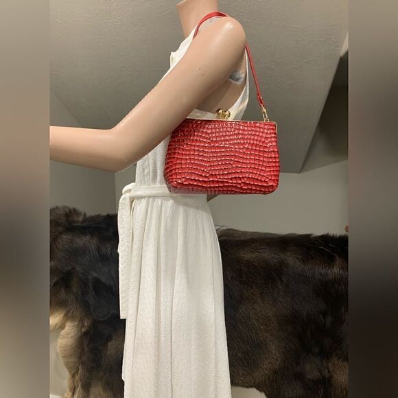 Handmade Genuine Embossed Leather Kisslock Wristlet/Crossbody & Coin Purse - Picture 4 of 16